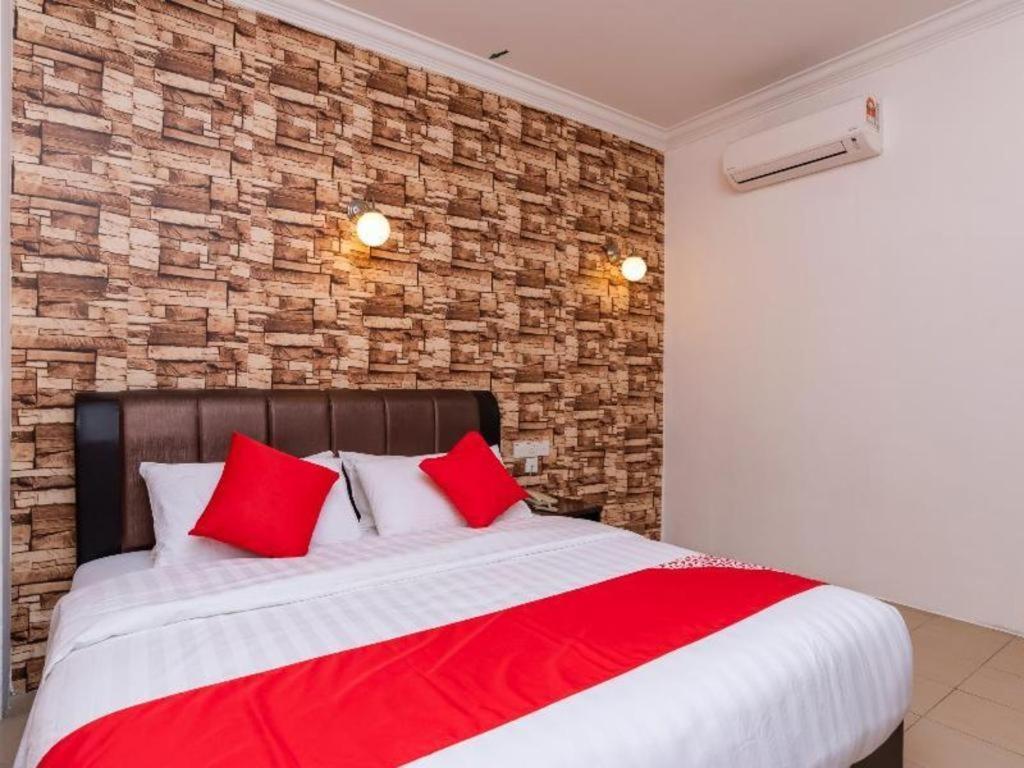 Super Oyo 1114 Neo Pegasus Hotel Segamat Exterior photo
