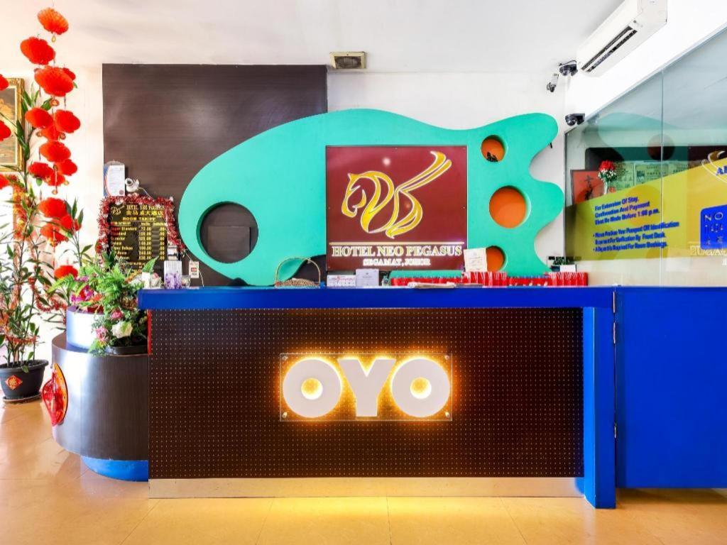 Super Oyo 1114 Neo Pegasus Hotel Segamat Exterior photo
