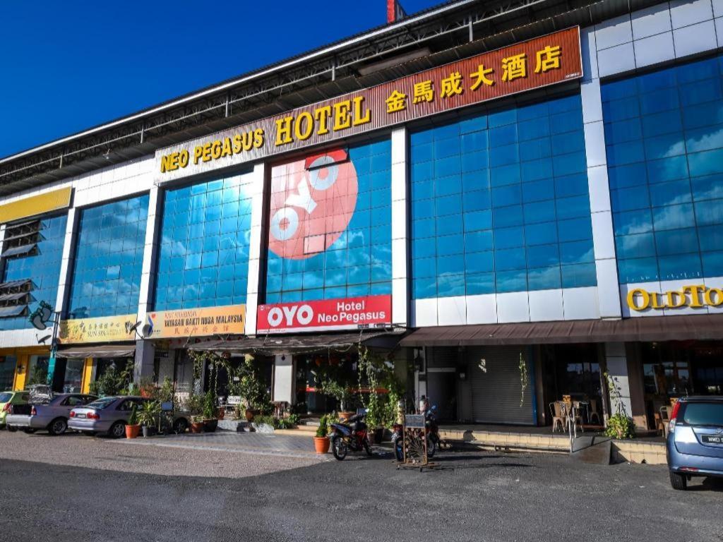 Super Oyo 1114 Neo Pegasus Hotel Segamat Exterior photo