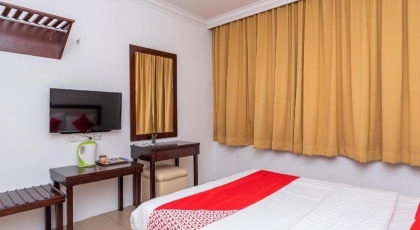 Super Oyo 1114 Neo Pegasus Hotel Segamat Exterior photo