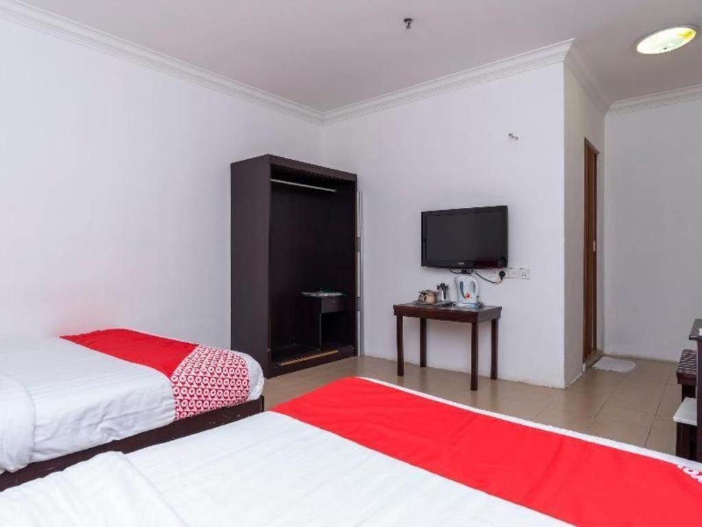 Super Oyo 1114 Neo Pegasus Hotel Segamat Exterior photo
